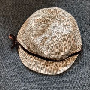 August women’s hat